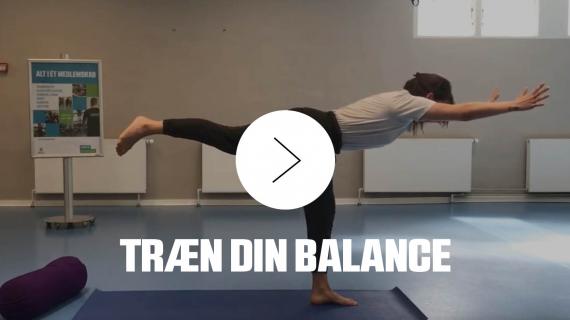 Træn din balance med yoga